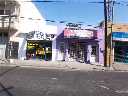 TERRENO EN TAPIALES CON DOS LOCALES